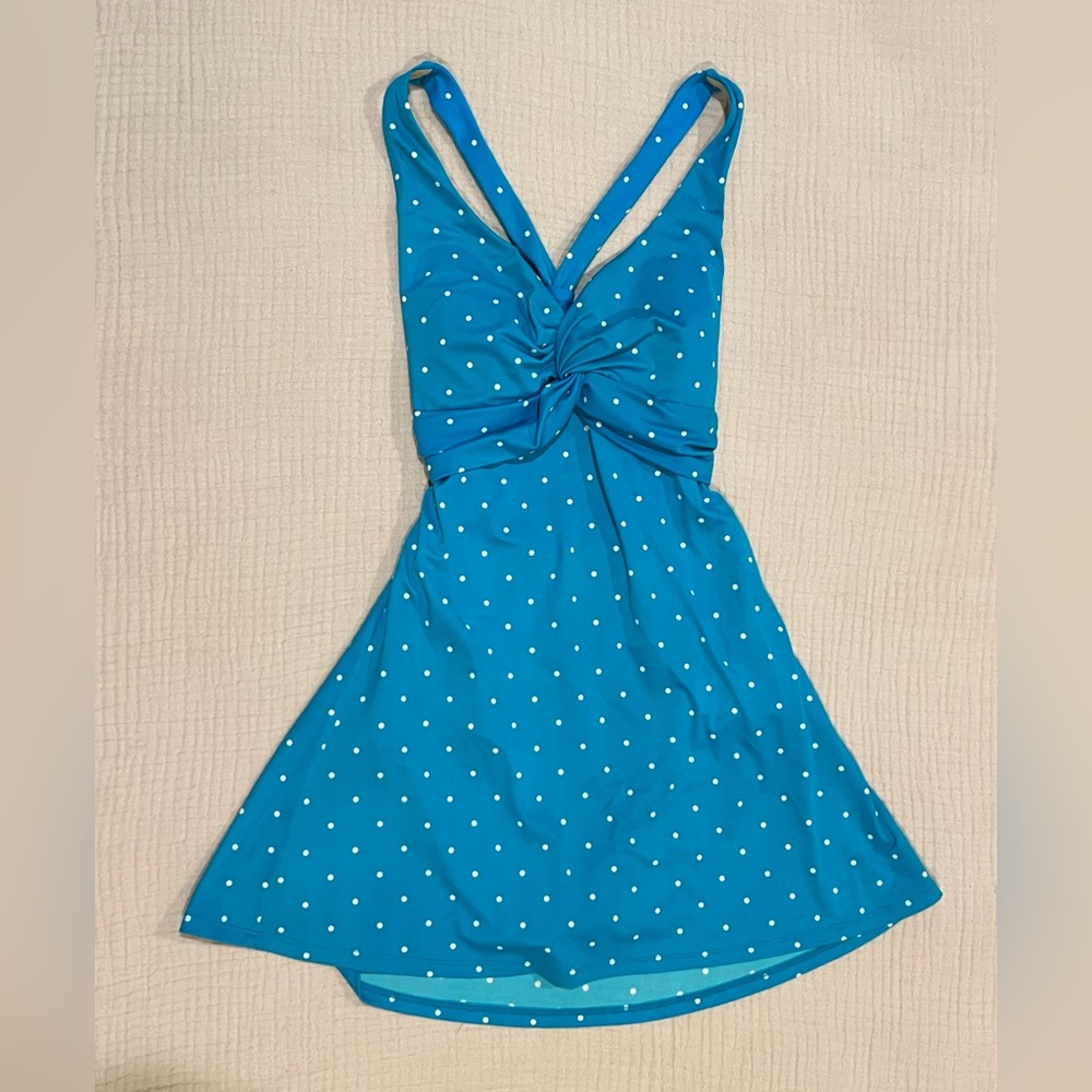 LL Bean Womens Polka Dot Swimsuit Skirted One Piece Blue Sunblocking SPF 50 SZ 8